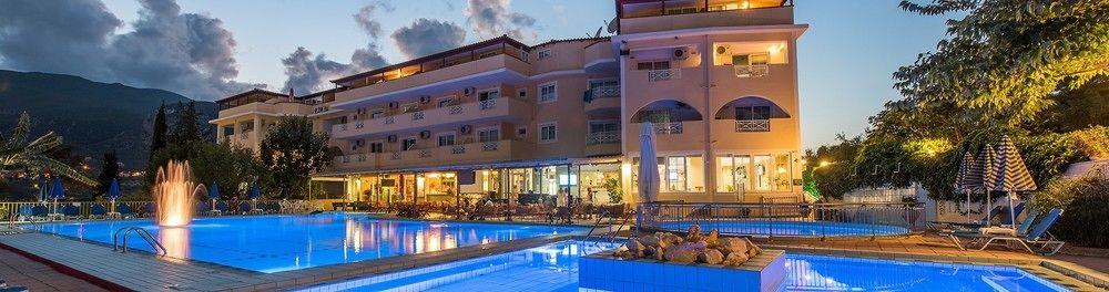 Koukounaria Hotel&suites