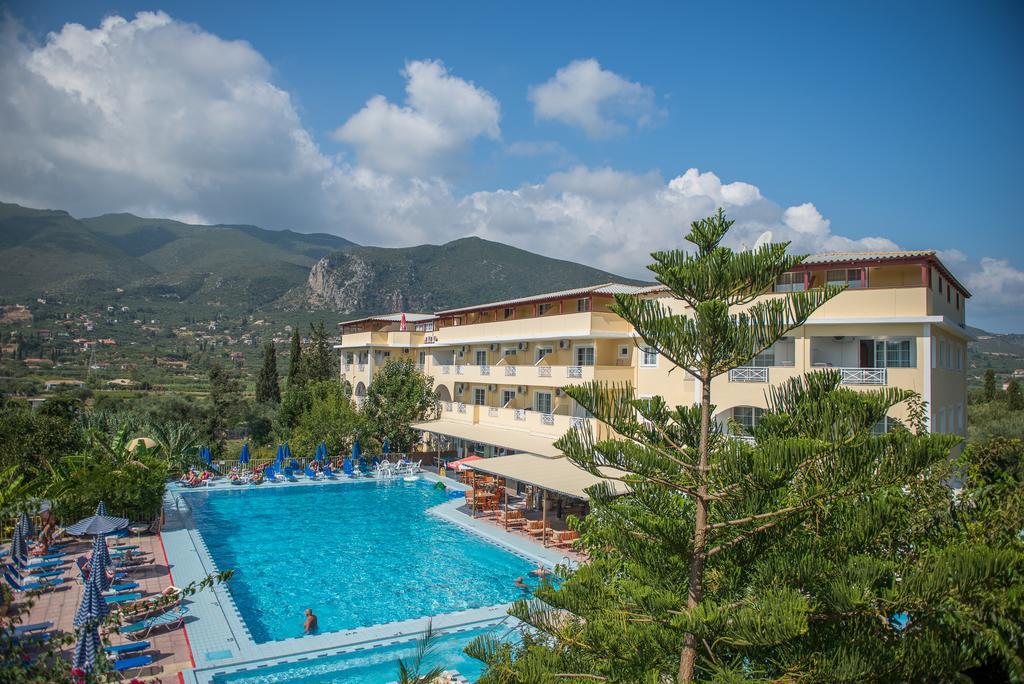 Koukounaria Hotel&suites Hotel 4*