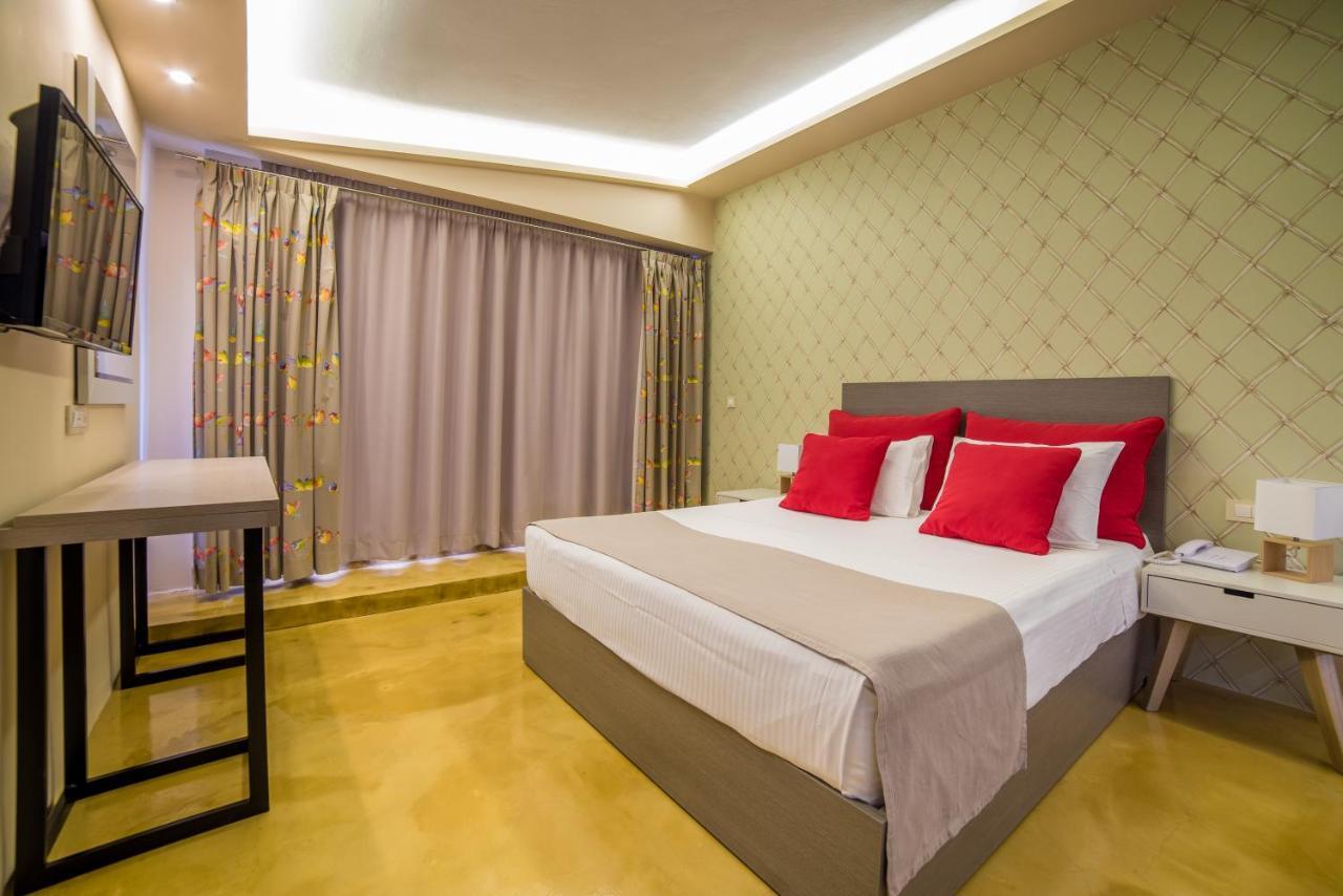 Hotel Koukounaria Hotel&suites